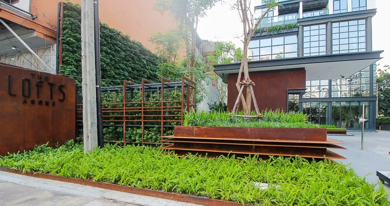 ขายคอนโด Lofts ASoke ห้องดีมาก พร้อมเข้าอยู่กันเลยค่ะ
