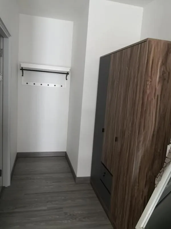 Vertical condo for rent near BTS Ari on Soi Ari 1 bedroom, kitchenette, bathroom and balcony.