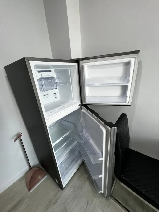 Urgent rental! V Condo Salaya, comfortable room, fully furnished with appliances. Just bring your personal belongings and move in! Don't miss out!