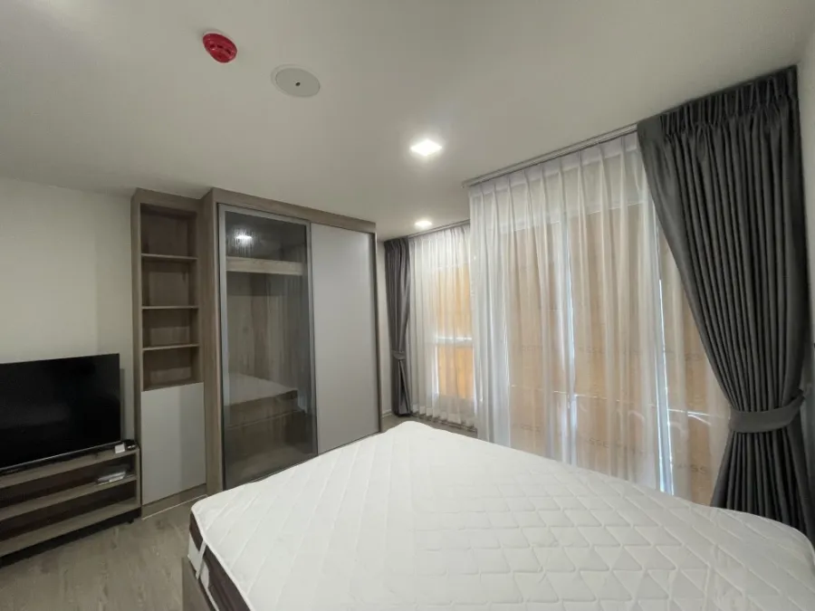 For rent, Cave Town Island, Building B, 8th floor, complete with furniture and electrical appliances. Book now, hurry.