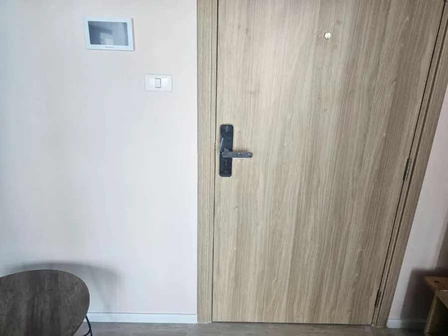 For rent: The Clef Riverine Chao Phraya - Wong Sawang, 18th floor, fully furnished, ready to move in, book now.
