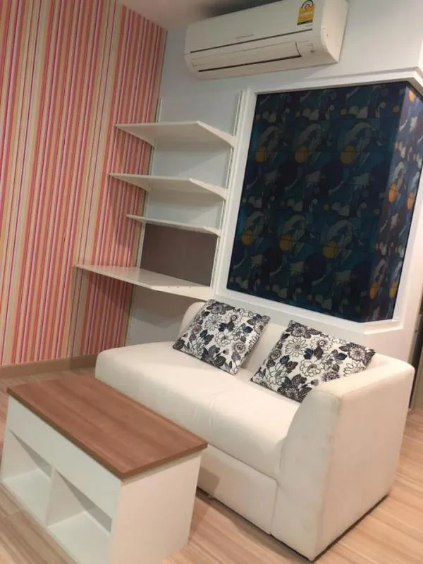 For rent, The Hotel Serviced Condo, simple decorated room Installed wallpaper in the whole room, nice, high view, fully furnished