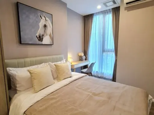 Whizdom Essence condo for rent, 11th floor, fully furnished. Book now!