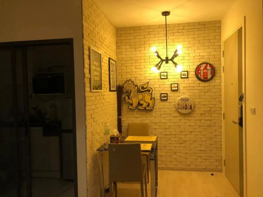 Selling Decon Prime Rattanathibet, 32nd floor, Chao Phraya River view. Super cool room It's fully furnished. Book now.