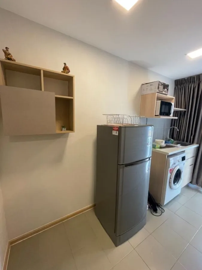 For rent: Plum Condo Rangsit Alive Phase 1, 8th floor, not very high, separate rooms, outside view, quiet, hurry and book now.