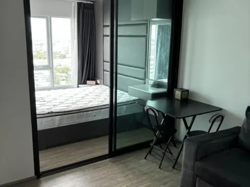 For rent: Regent home Bangson Phase 28, Build-in entire room, amenities. Don't hesitate to make a reservation.