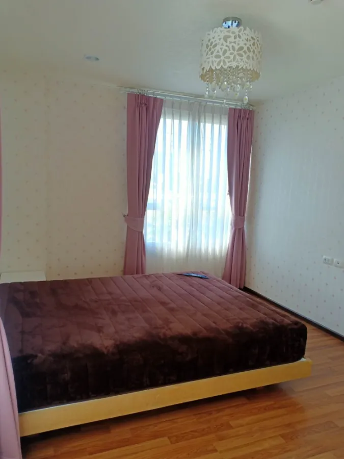 For rent, Condo U@Huamak Station, 1 bedroom, 1 bathroom, nice bed, fully furnished, hurry up and reserve now.