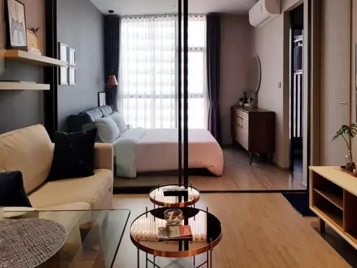For sale: Rhythm Ekkamai, beautifully decorated, fully furnished, with full electrical appliances, many amenities, very worth booking.