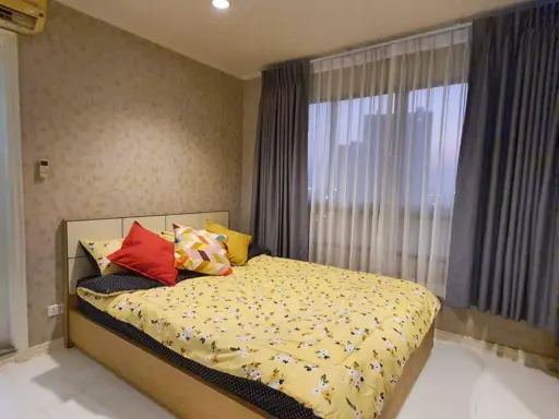 For rent, Lumpini Ville Sukhumvit 77, this room is decorated in tone control, very livable, fully furnished, great view, hurry to book.