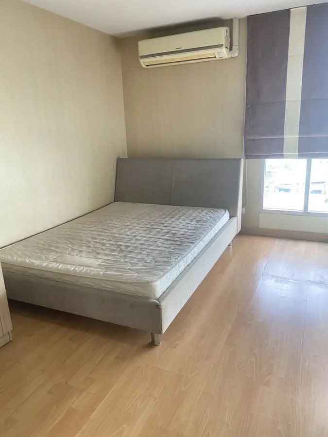 ให้เช่า The Star Condominium ห้องสตูดิโอ มาพร้อมเฟอร์และสิ่งอำนวยความสะดวกครบครัน ดีแบบนี้ห้ามพลาด
