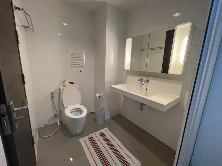 FOR RENT RHYTHM RATCHADA, 16th floor, very good view, very spacious room Nicely decorated Don't make a reservation, miss it. Hurry up.