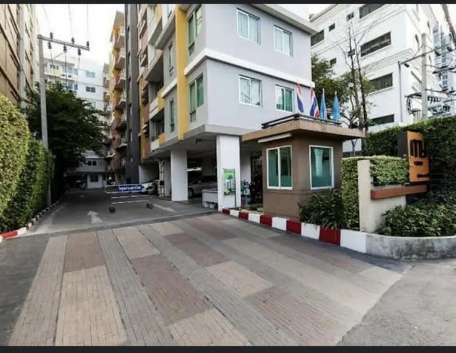 Sell My Condo Sukhumvit 81, corner room, tree view, electrical appliances ready. with the price you are satisfied. Book now.
