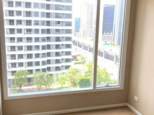 sell!!!! The saint residences Phaholyothin condo is very rare now. New room. No bruises. Buy now. images