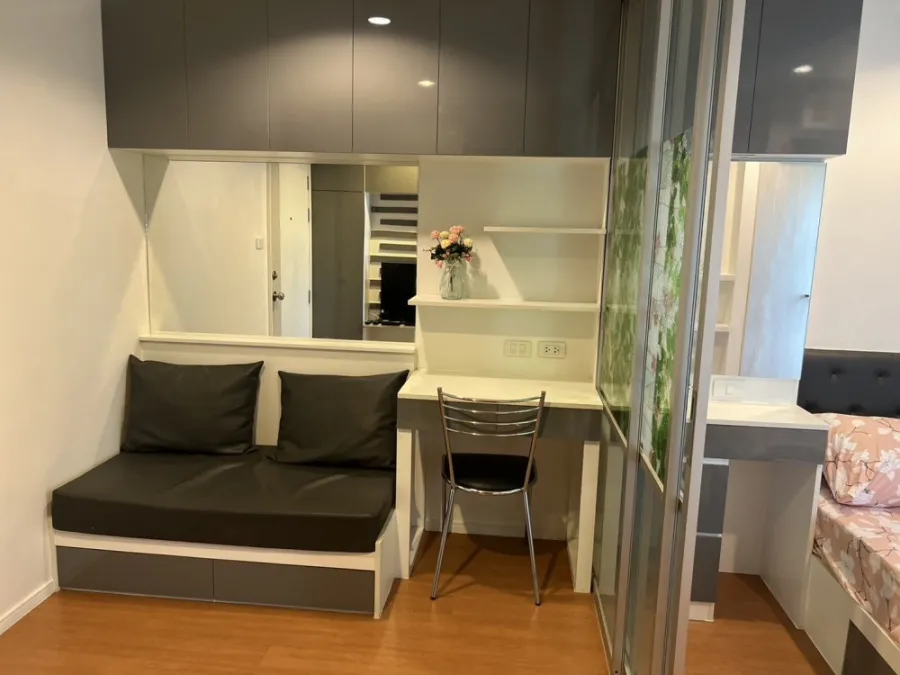 Urgent sale, rent, Lumpini Park Rattanathibet, 25th floor, very good view, the building does not block the cool breeze, buy now, don't wait.