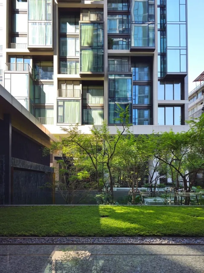 ขาย ให้เช่า คอนโด 28 ชิดลม ตกแต่งบิ้วอิน ระเบียงบานพับ กว้าง จองก่อน ได้อยู่ก่อนเลยจ้า