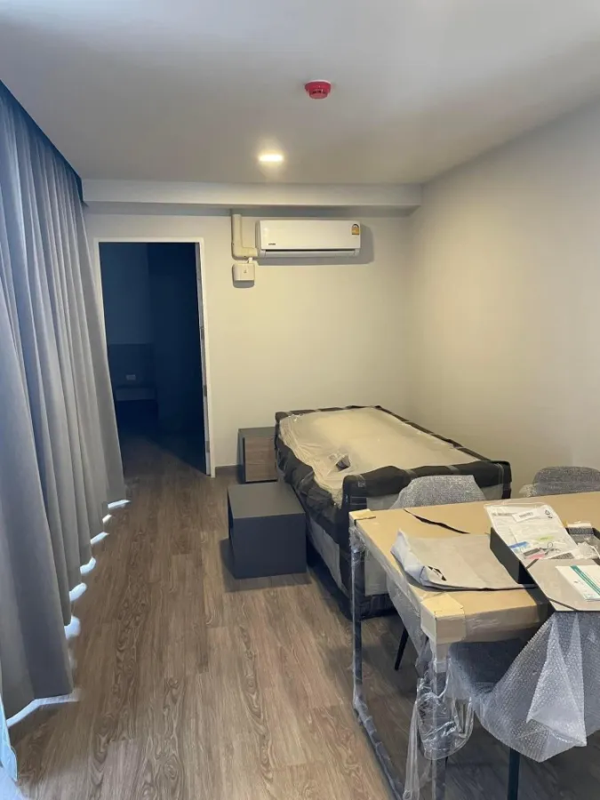 For sale: Flexi Sathorn - Charoen Nakhon, 2 bedrooms, fully furnished, good price, reserve first and get in first.