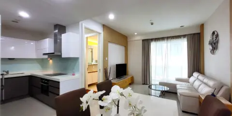 ขาย คิว หลังสวน ห้องไซส์ใหญ่ พื้นที่ใช้สอยเยอะมาก ฟีลอบอุ่นเหมือนอยู่บ้าน สนใจจองเลย