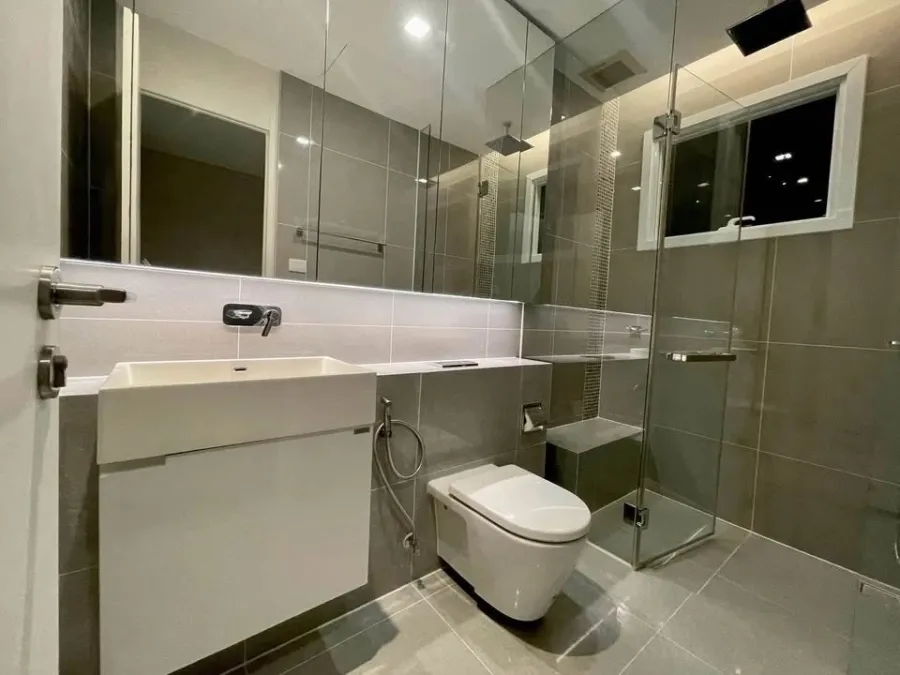 For rent: The Saint Residences. Nice room, fully furnished, high floor. Book now before it's too late!+++