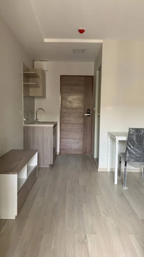 ให้เช่า Plum condo สะพานใหม่ สเตชั่น ชั้น 8 ตึก B ห้องติดวิวสระว่ายน้ำ เฟอร์นิเจอร์ ครบ พร้อมเข้าอยู่