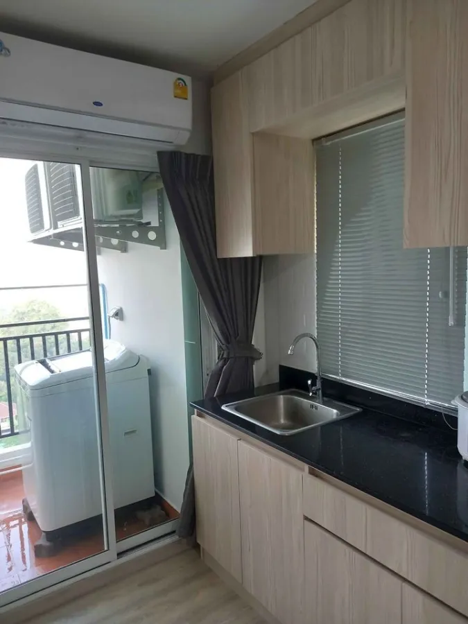 Sell The Crystal Bliss Rattanathibet, corner room, Chao Phraya River view, spacious room, nice, fully furnished, book now, hurry up.