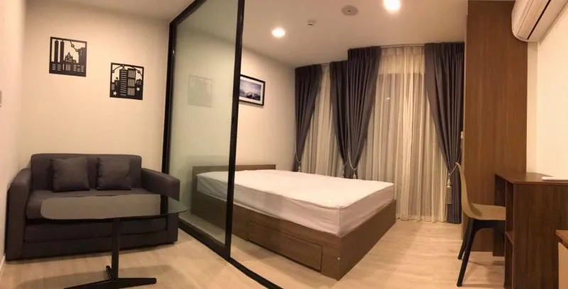 ห้อง 1 bed HOT มากแบบตอนลึก นัดมาดูห้องจริงได้เลย ต่อรองราคาเช่าได้และอยู่ได้ 1-2 คน ตึก C พร้อมเข้า