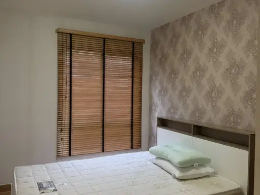 For rent: iCondo Sukumvit 105, ready to move in, with good wallpaper, great price, book now, don't miss out.