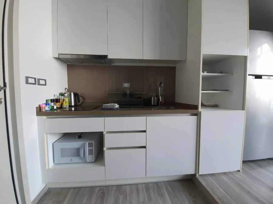 For sale/rent: Baan Plai Haad, Wongamat, North Pattaya. High floor, comfortable, suitable for families, sea view. If you don't reserve, it's a mistake