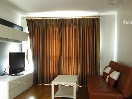 For rent, Lumpini Place Ratchayothin, 2 bedrooms, 12th floor, city view, fully furnished and electrical appliances.