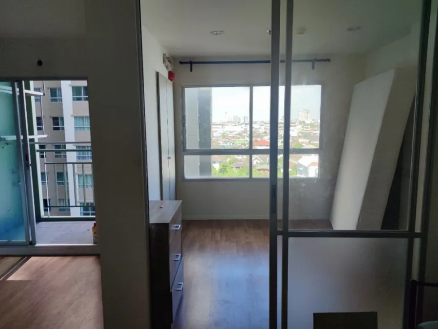 Condo for sale, Lumpini Ville Nakhon In-River View, studio room, size 26 sq.m., suitable height, interested, book now.