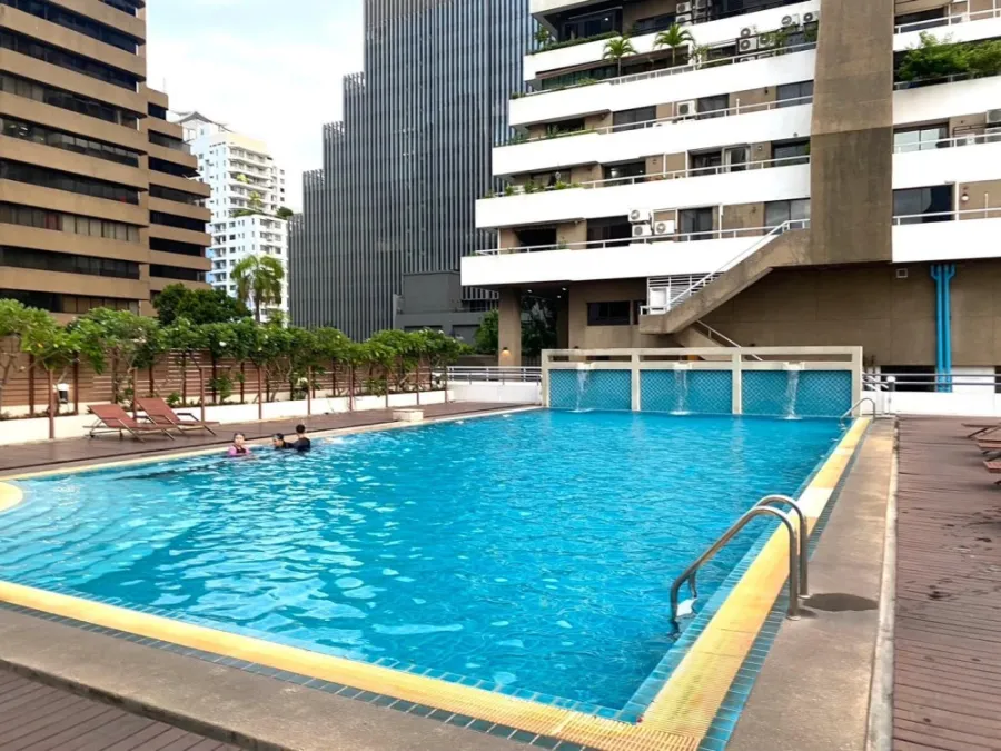 ให้เช่า สุขุมวิท ลิฟวิ่ง ทาวน์ ชั้น 19วิวเมืองสวย ห้องกว้างขวาง บรรยากาศสงบ บอกเลยว่าห้ามพลาดเด็ดขาด