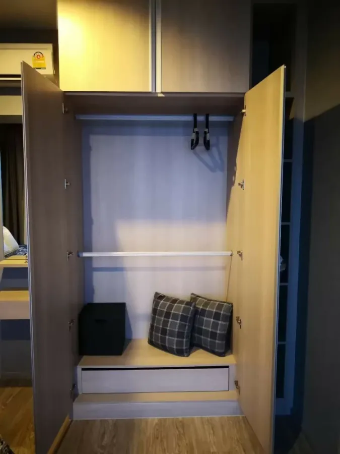 For rent, Aeras Condo (Jomtien), beautiful sea view, wide room, ready to move in, good atmosphere, convenient, complete, book now!