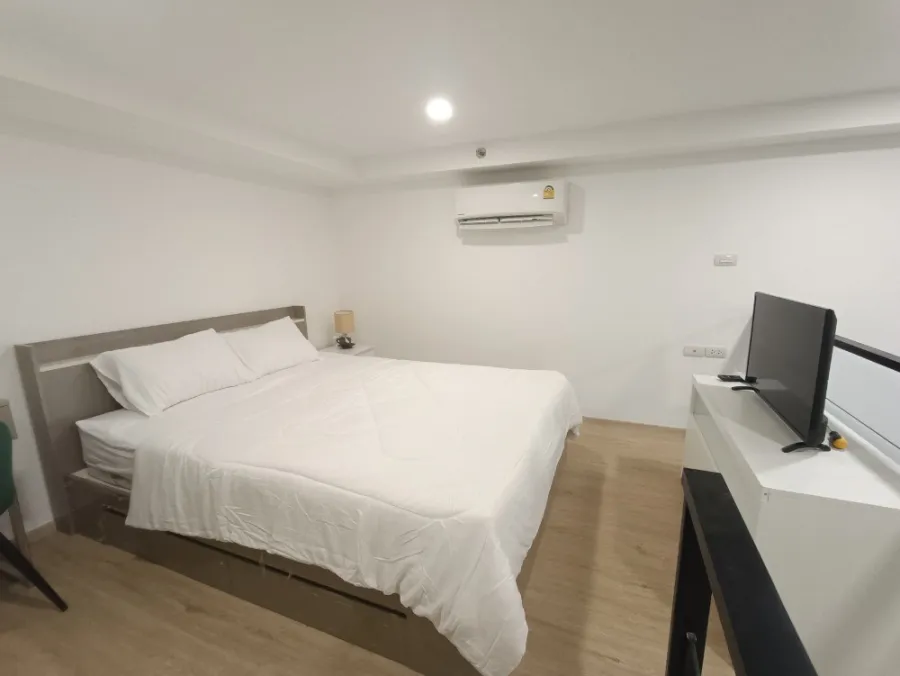 ให้เช่า!! คอนโด เดอะริช พระราม 9-ศรีนครินทร์ ชั้น 31 ห้อง Duplex 2 ชั้น พร้อมอยู่ ห้ามพลาด!!
