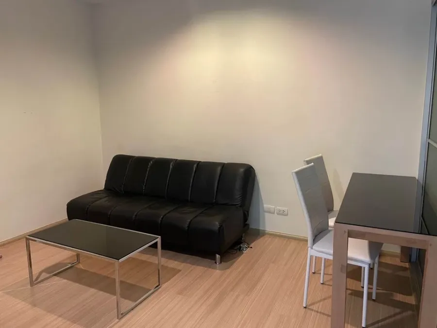 For sale or rent: Rhythm Ratchada-Huai Khwang, spacious room, comfortable, not cramped, fully furnished, don't miss it.