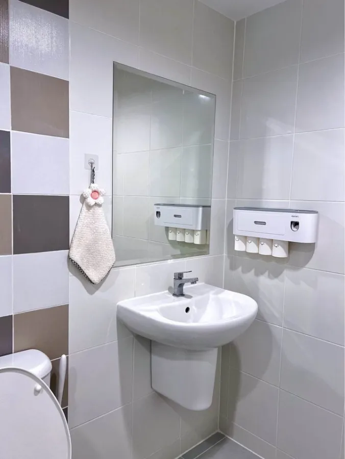 For rent, The Niche ID Rama 2, 7th floor, private corner room, nice room, plus a very good price. Book now. Urgent.