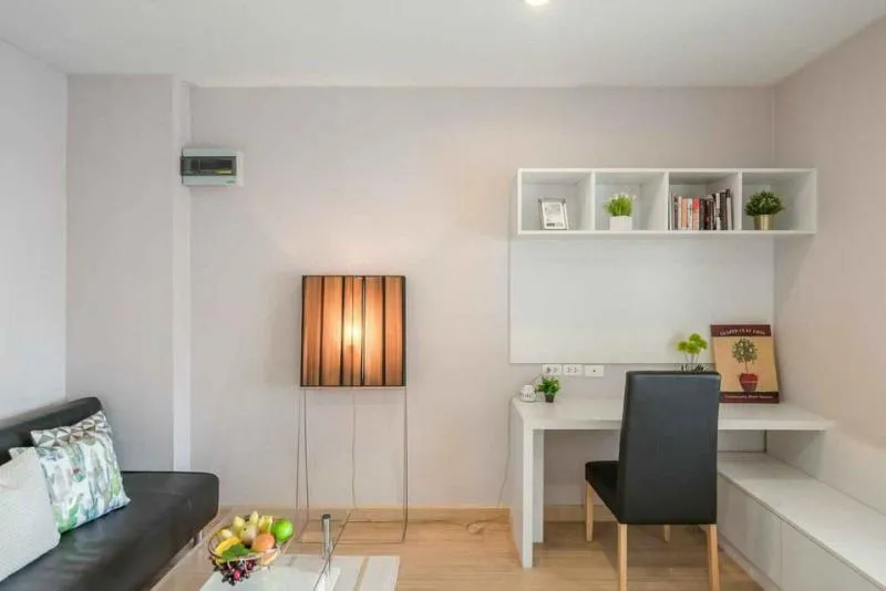 ห้องแต่งสวย ที่มีให้พร้อมทุกอย่าง จัดวางได้น่ารัก สีขาวสะอาดตา ให้เช่าHappy Condo ลาดพร้าว 101 มาจ้า