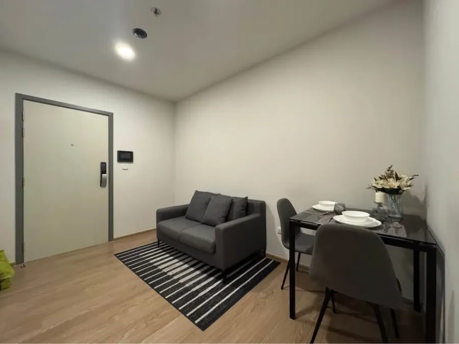 Condo for rent Chewathai Pinklao ห้องพร้อมอยู่ สิ่งอำนวยความสะดวกครบ รีบมาจับจองเลย