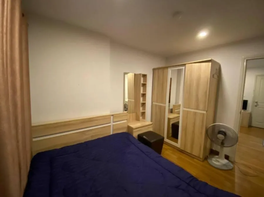 Sell U Tree Condo @ Kaset Intersection, Building A, 8th floor, complete with furniture and electrical appliances. Book now.