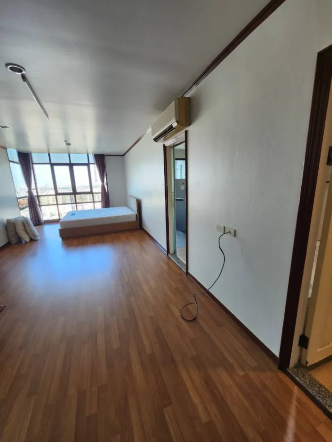 Condo for sale or rent, Lumpini Place Pinklao, lots of usable space. Decorated, ready to move in, fully furnished, reserve now.