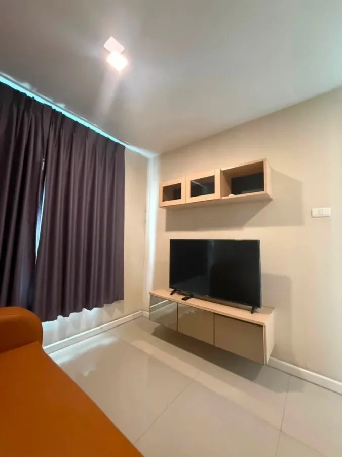 ขาย Jw condo @ ดอนเมือง ห้องรับลม ชมวิวสวนได้ จอดรถในอาคารจอดรถ สนใจจองเลย
