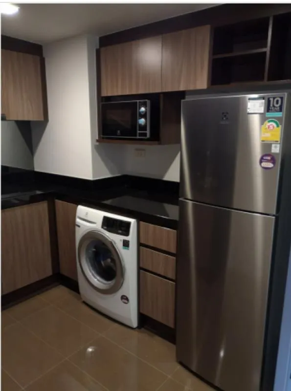Condo for rent, Focus at Ploenchit, very beautiful room, fully furnished, ready to move in, beautiful city view, convenient transportation, near BTS Hurry up and grab it.