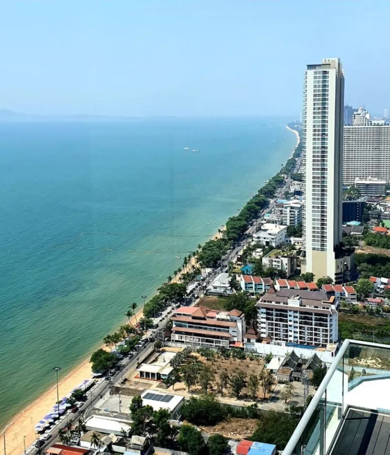 For rent, Aeras Condo (Jomtien), beautiful sea view, wide room, ready to move in, good atmosphere, convenient, complete, book now!