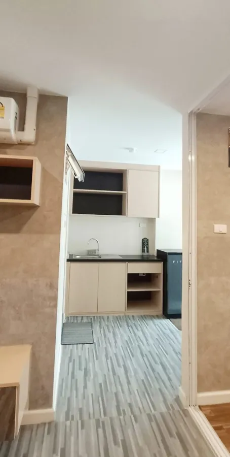 ขาย ให้เช่า JW Condo @ Donmuang ติดวอลเปเปอร์ทั้งห้อง ตกแต่งครบ พร้อมเข้าอยู่ มาในราคาเบาๆ จองเลย