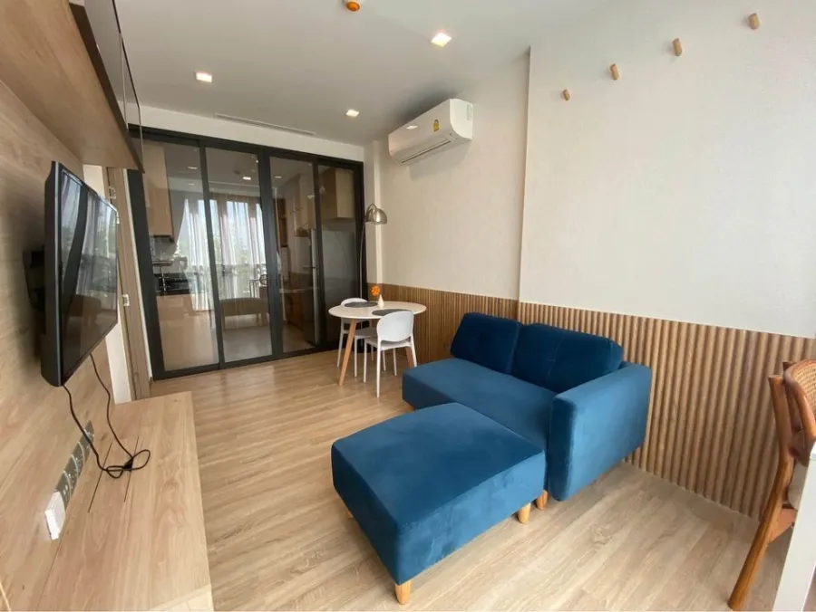 For sale/rent Kawa Haus Onnut 77, north side, 3rd floor, beautiful garden view. Ready to decorate. If you don't reserve, you'll miss a lot.