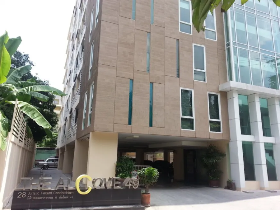 For sale: The Alcove 49, 6th floor, corner room, fully furnished, book now, don't wait.