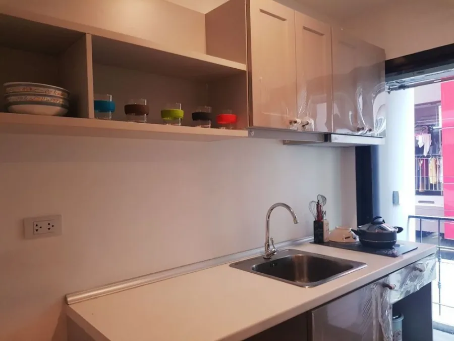 ขาย/ให้เช่า Notting Hill Tiwanon 1 ห้องนอน พร้อมห้องนั่งเล่น Build in เฟอร์ ราคาจับต้องได้ จองเลย