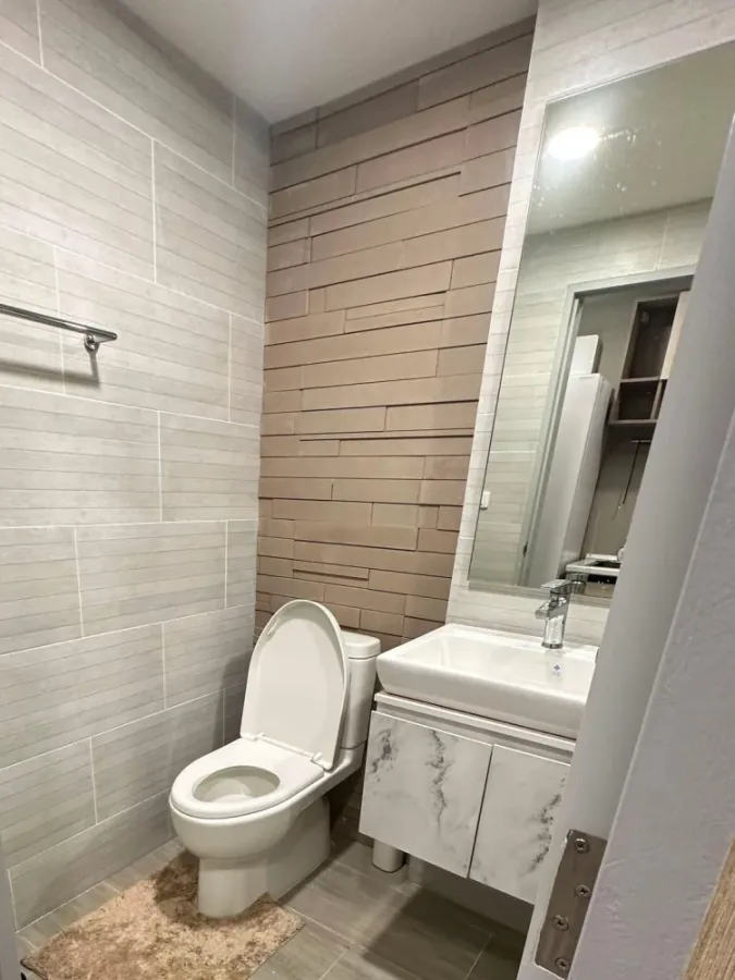 For rent: The Cube South Chaengwattana 15/1. A lovely, fully furnished unit. Book now!