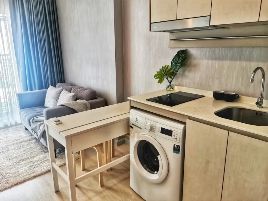 For rent: Knightsbridge Prime Sathorn condo, ready to move in, fully furnished. Just bring your belongings and move right in! Don't miss out!