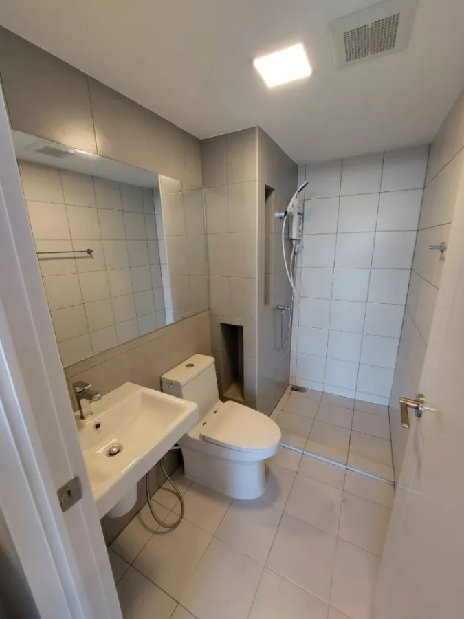 ให้เช่า Plum Condo Sukhumvit 62 ห้องสตูดิโอ ชั้น 5 เฟอร์นิเจอร์ครบครัน หิ้วกระเป๋าเข้าอยู่ได้เลยจ้า