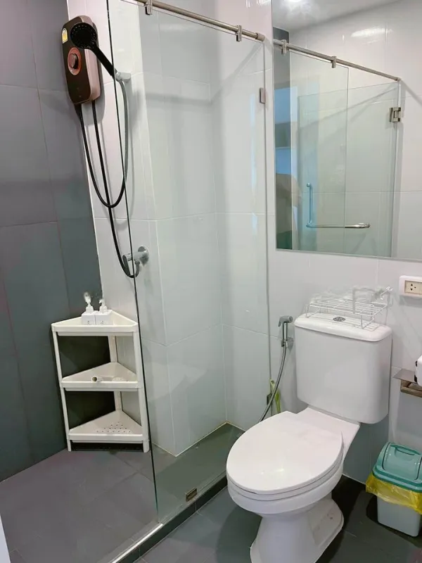 ให้เช่า ดิ ออริจิ้น ราม 209 อินเตอร์เชนจ์ ชั้นสูง ครัวแยก build-in อย่างดี ทำเลสุดปัง รีบจองเลยจ้า
