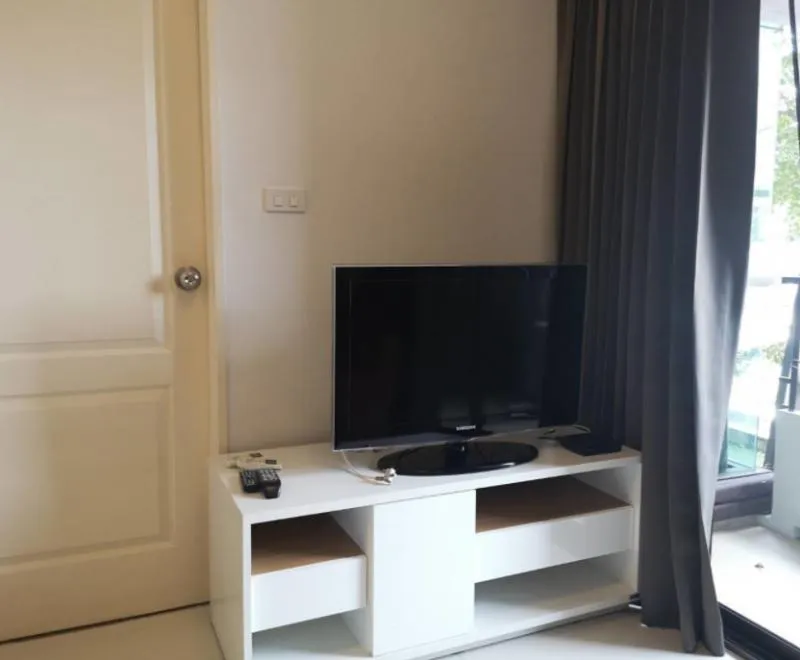 Good condo, quality location, simple decorated room, comfortable for the eyes. Fully furnished, rent now at Summer Garden urgently.
